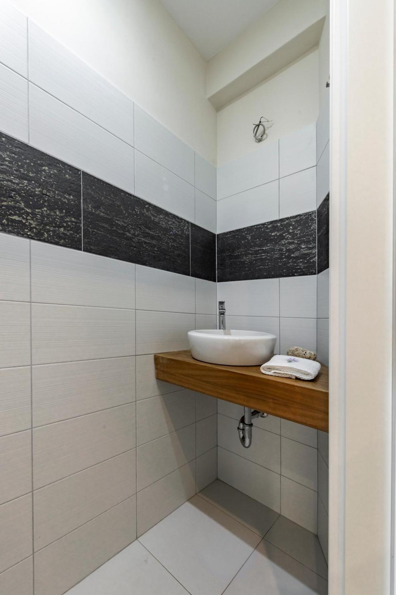 New Five Star Superior Apartment Затон Екстер'єр фото